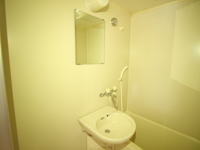 物件内観写真12　(洗面)