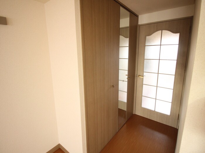 物件内観写真15　(収納)