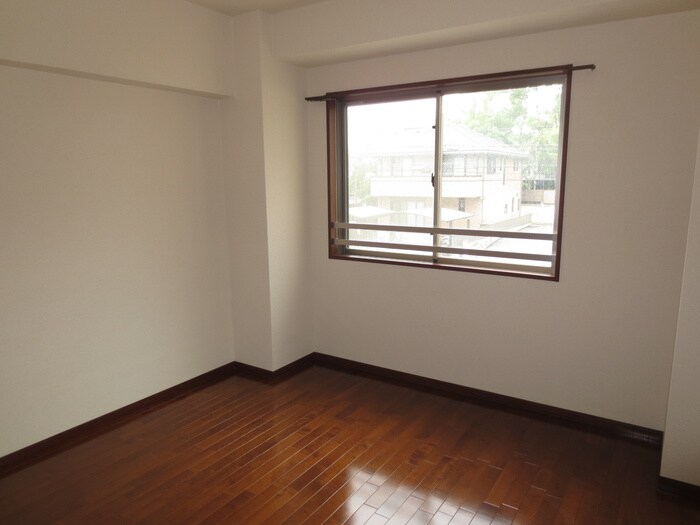 物件内観写真14　(居室)