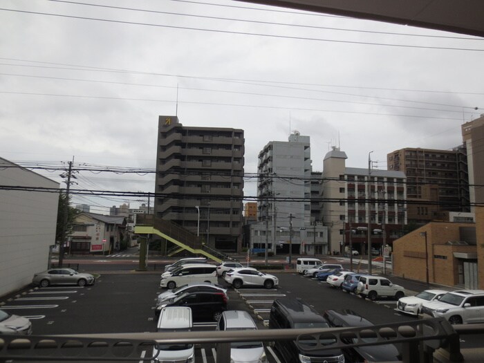 物件内観写真22　(室内からの展望)