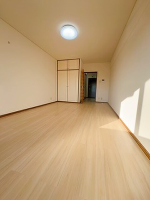 物件内観写真10　(居室)