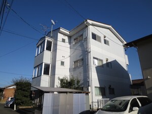 モアハイツイマエダ外観写真