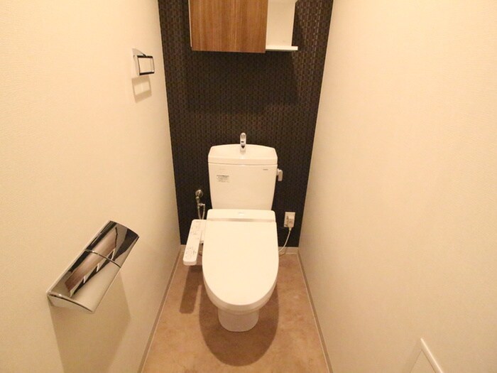 物件内観写真14　(トイレ)