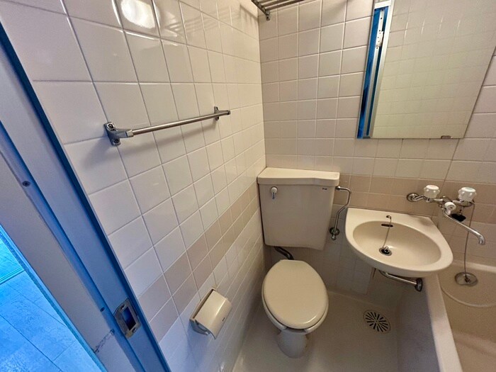 物件内観写真13　(トイレ)