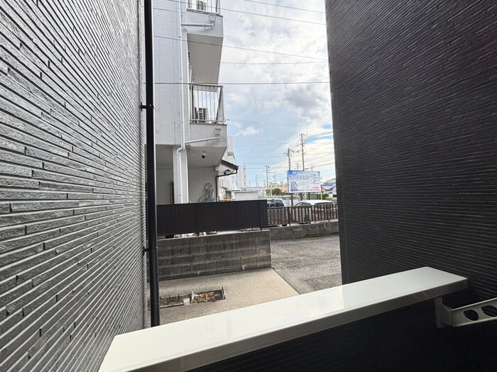 物件内観写真18　(室内からの展望)