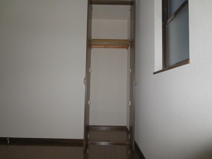 物件内観写真13　(収納)