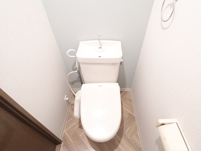 物件内観写真9　(トイレ)