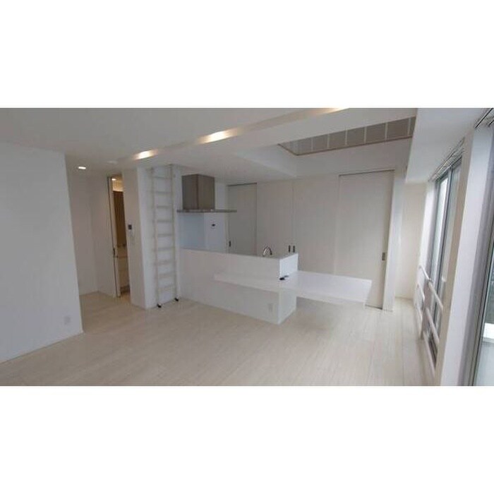 物件内観写真3　(居室)