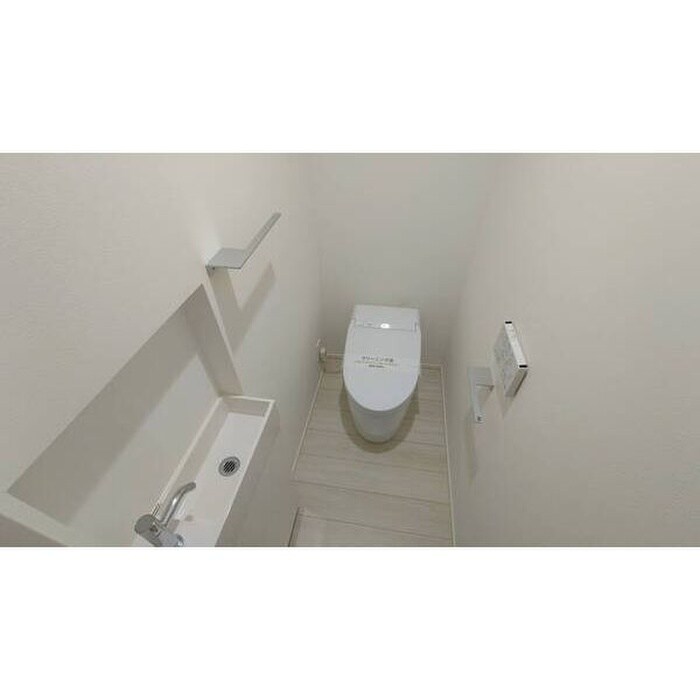 物件内観写真7　(トイレ)