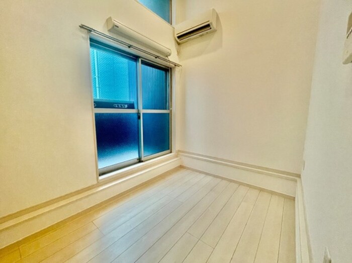 物件内観写真13　(居室)