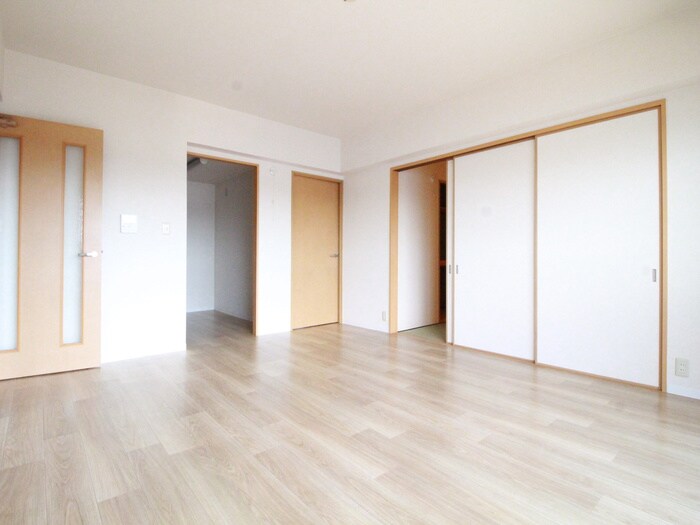 物件内観写真7　(居室)