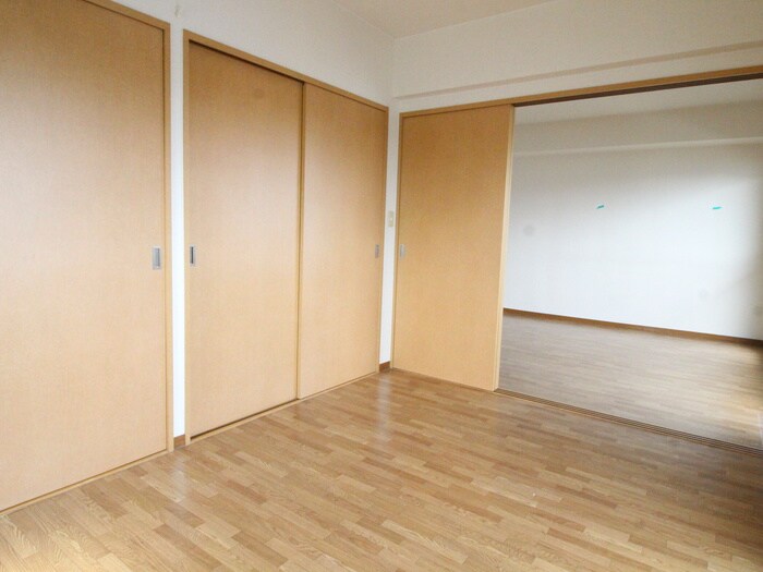 物件内観写真8　(居室)