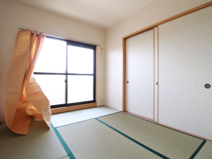 物件内観写真9　(居室)