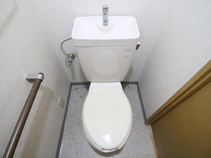 物件内観写真14　(トイレ)