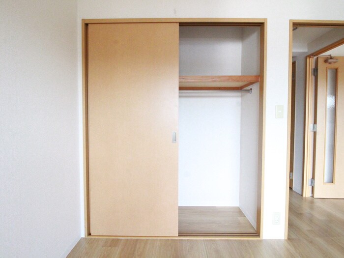 物件内観写真17　(収納)