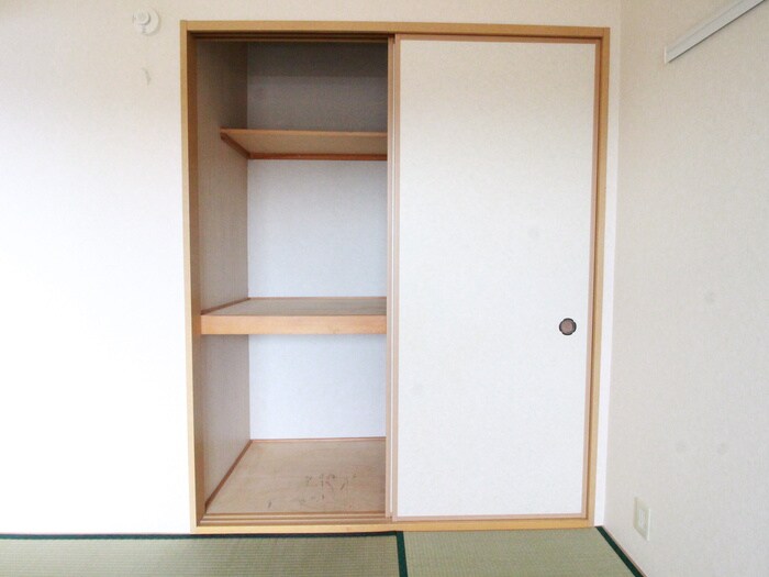 物件内観写真18　(収納)