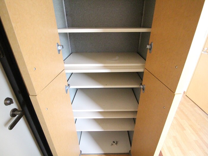 物件内観写真19　(靴箱)