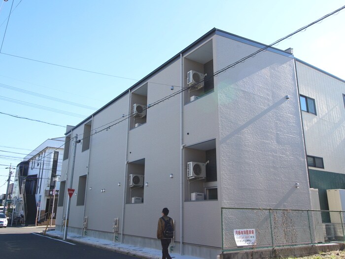 物件外観写真1　(外観写真)