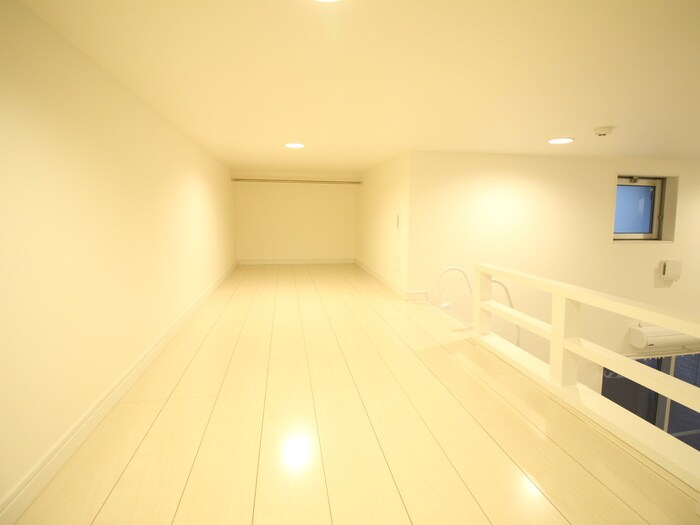 物件内観写真9　(居室)