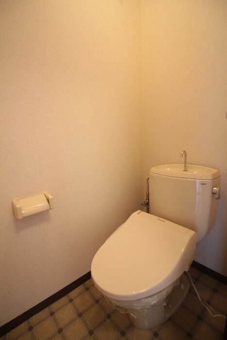 物件内観写真13　(トイレ)