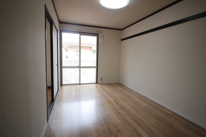 物件内観写真21　(居室)