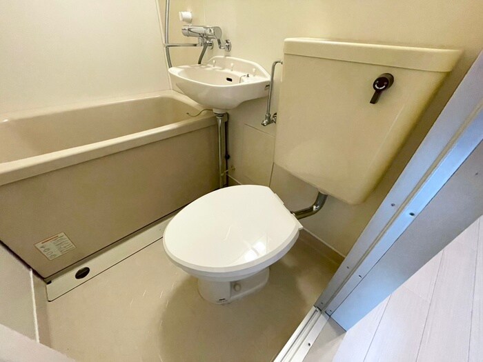 物件内観写真11　(トイレ)