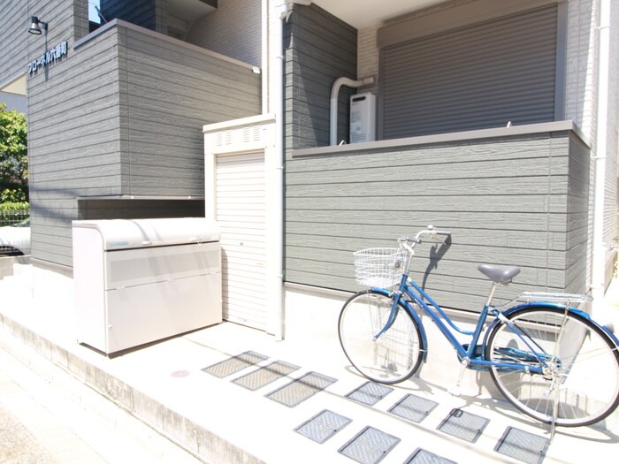 物件外観写真6　(建物設備)