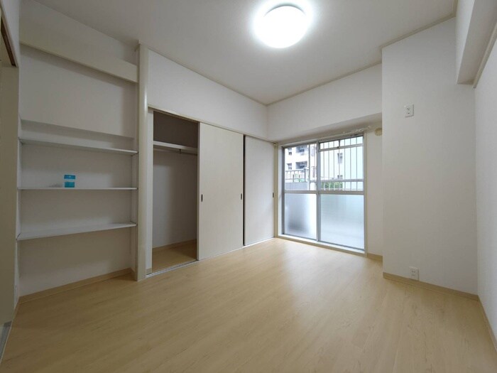 物件内観写真10　(居室)