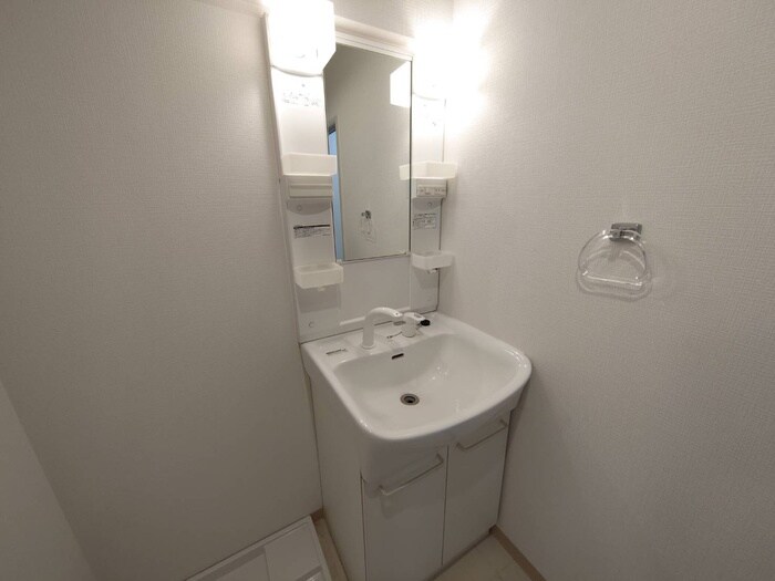 物件内観写真15　(洗面)