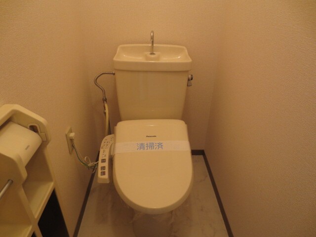 物件内観写真16　(トイレ)