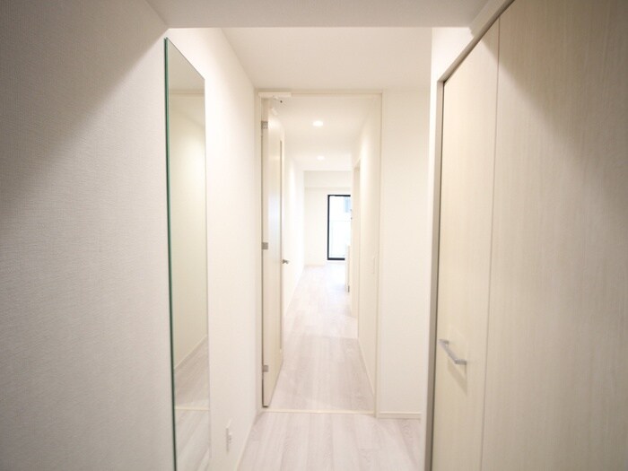 物件内観写真19　(廊下)