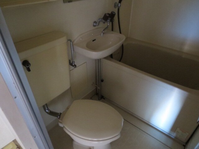 物件内観写真13　(トイレ)