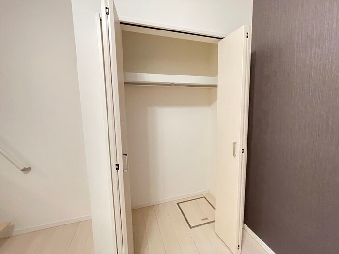 物件内観写真16　(収納)