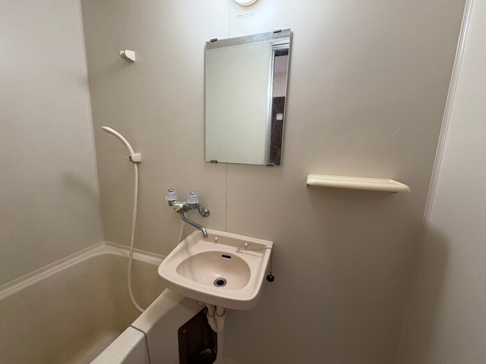 物件内観写真13　(洗面)