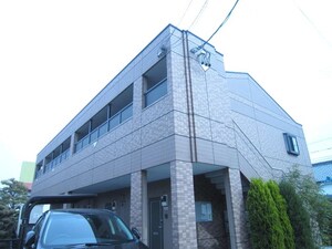 ラクロ－ン外観写真