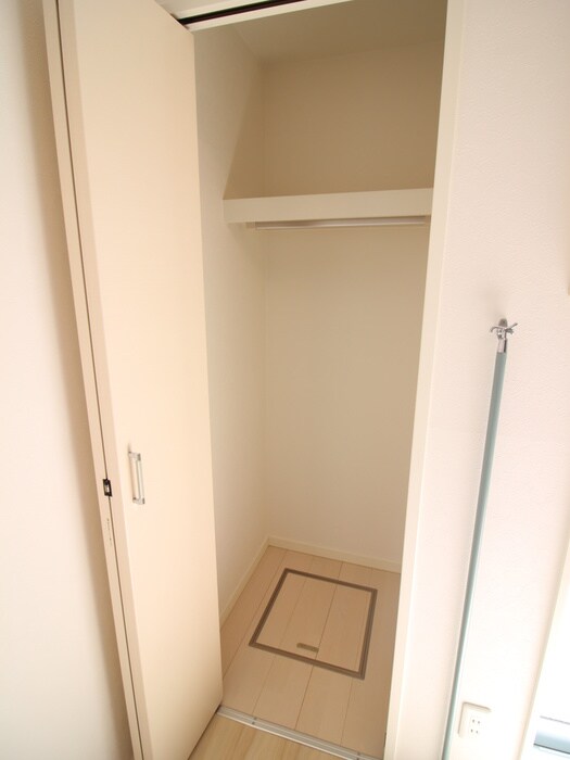 物件内観写真9　(収納)