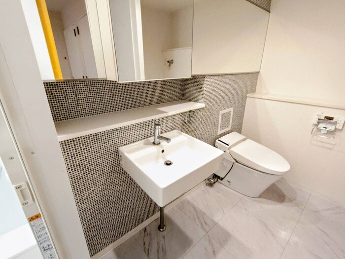 物件内観写真16　(洗面)