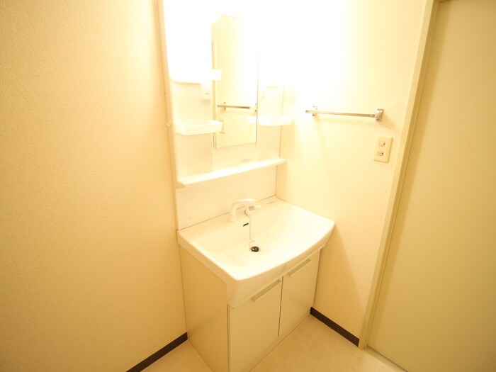 物件内観写真10　(洗面)