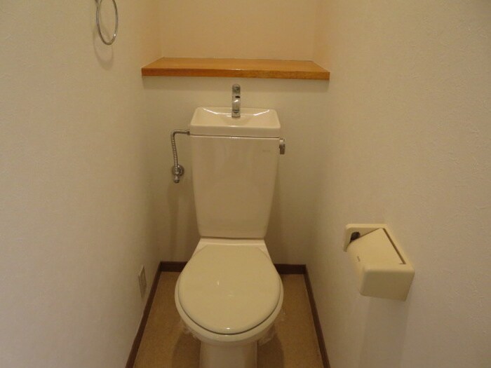 物件内観写真14　(トイレ)