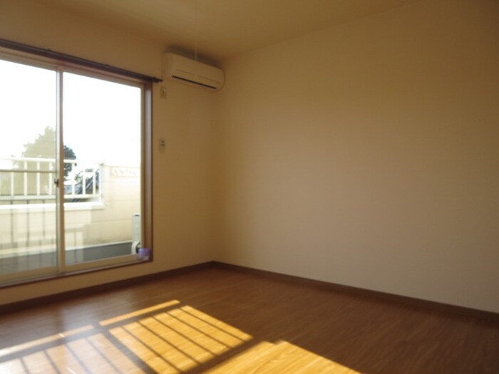 物件内観写真22　(居室)