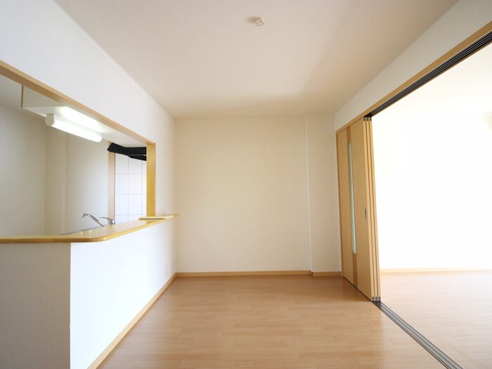 物件内観写真5　(居室)