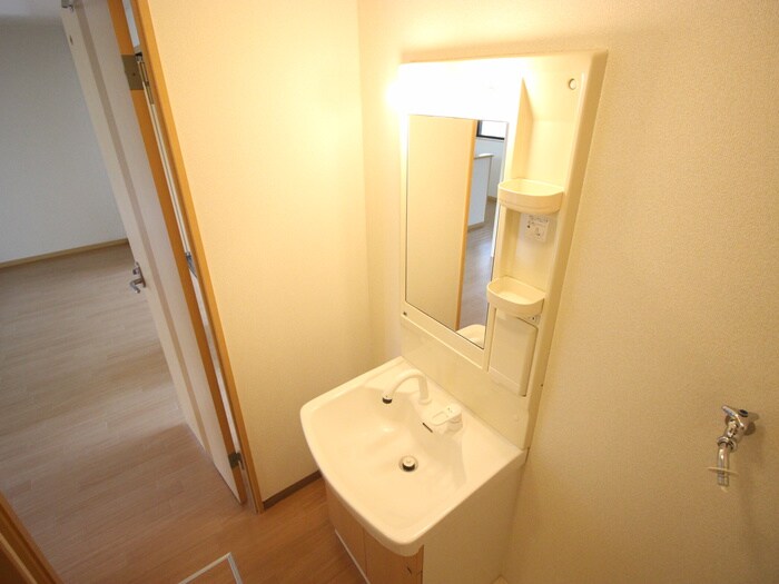 物件内観写真9　(洗面)