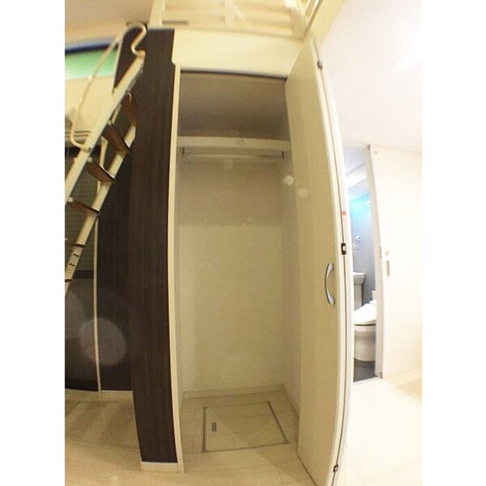 物件内観写真12　(収納)