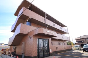 早河マンション外観写真