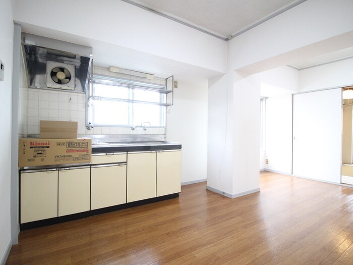 物件内観写真7　(居室)