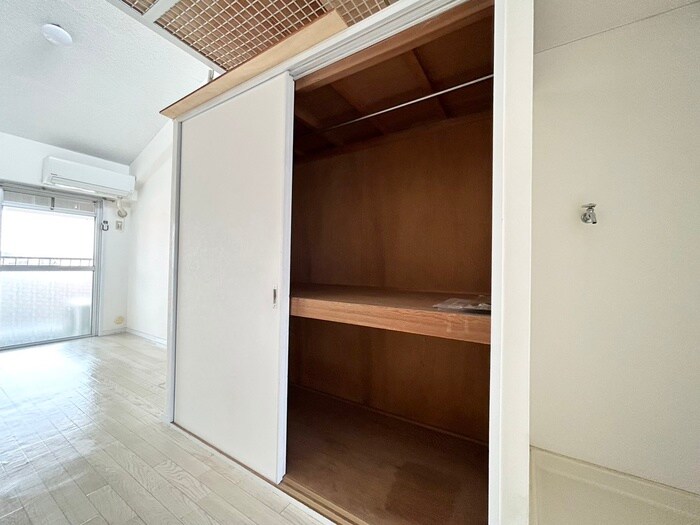物件内観写真16　(収納)