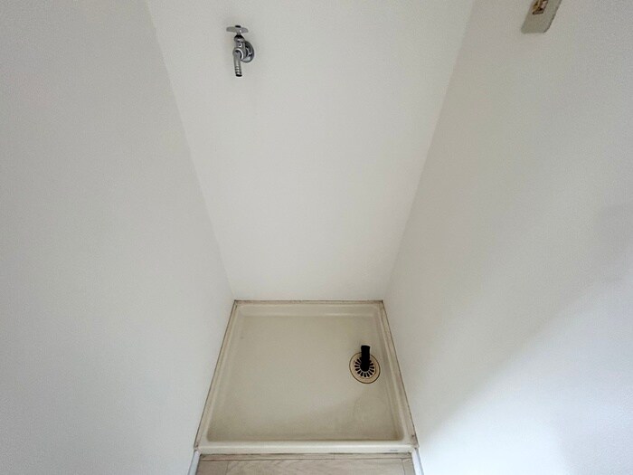 物件内観写真17　(洗濯機置場)