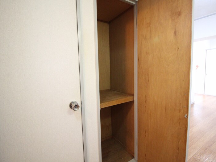 物件内観写真20　(収納)