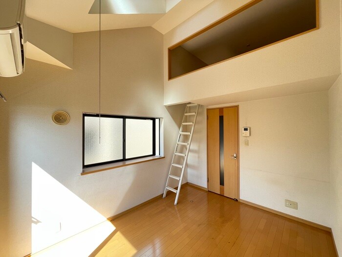 物件内観写真8　(居室)