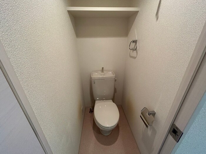 物件内観写真11　(トイレ)